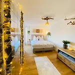 Lejlighed Cinema - 2-zi & Kueche, Balkon & Heimkino