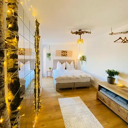 Apartament Cinema - 2-zi & Kueche, Balkon & Heimkino