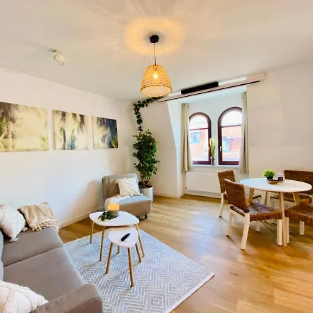 Home Cinema - 2-Zi & Kueche, Balkon & Heimkino Apartamento *