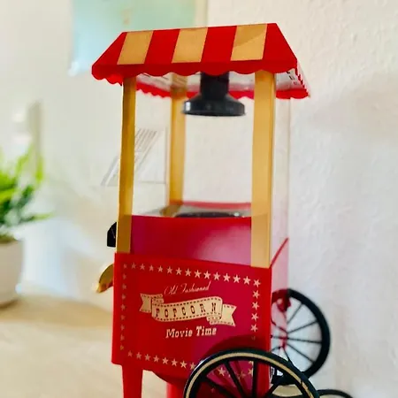 Cinema - 2-zi & Kueche - Balkon Appartement Magdebourg