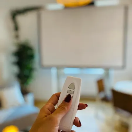 Cinema - 2-zi & Kueche - Balkon *