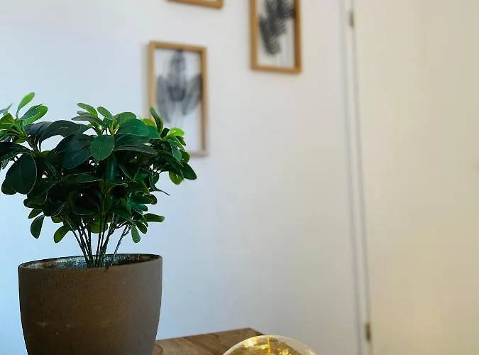 Home Cinema - 2-Zi & Kueche, Balkon & Heimkino Apartamento