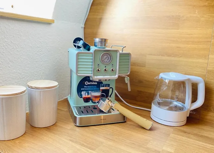 Home Cinema - 2-Zi & Kueche, Balkon & Heimkino