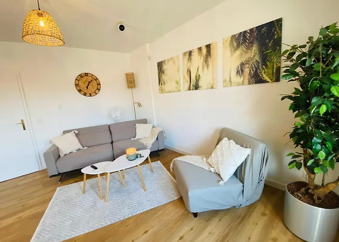 Apartamento Home Cinema - 2-Zi & Kueche, Balkon & Heimkino Magdeburgo