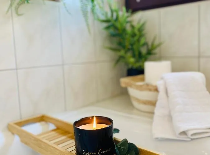 Apartamento Home Cinema - 2-Zi & Kueche, Balkon & Heimkino Magdeburgo