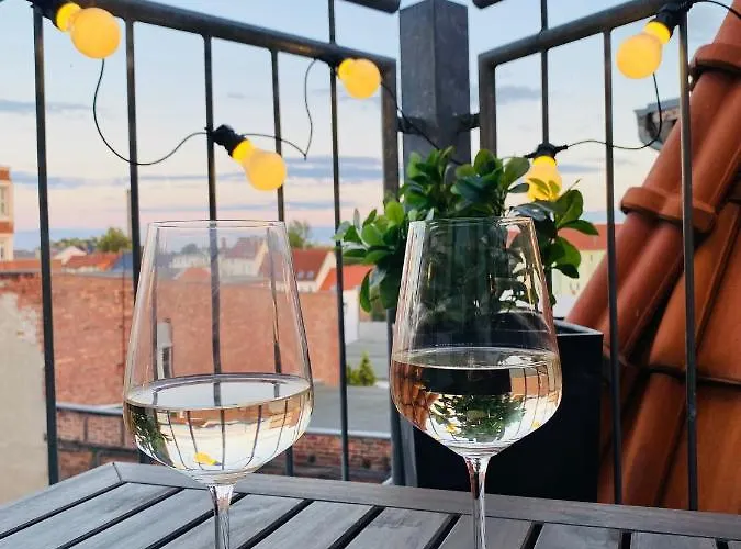 Home Cinema - 2-Zi & Kueche, Balkon & Heimkino Apartamento Magdeburgo