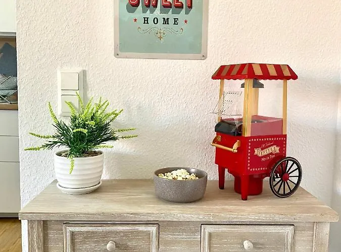 Home Cinema - 2-Zi & Kueche, Balkon & Heimkino Apartman *